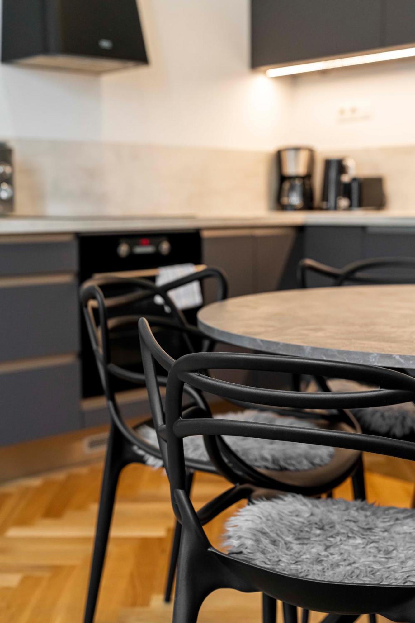 Apartmany Marienhof 즈노이모 외부 사진