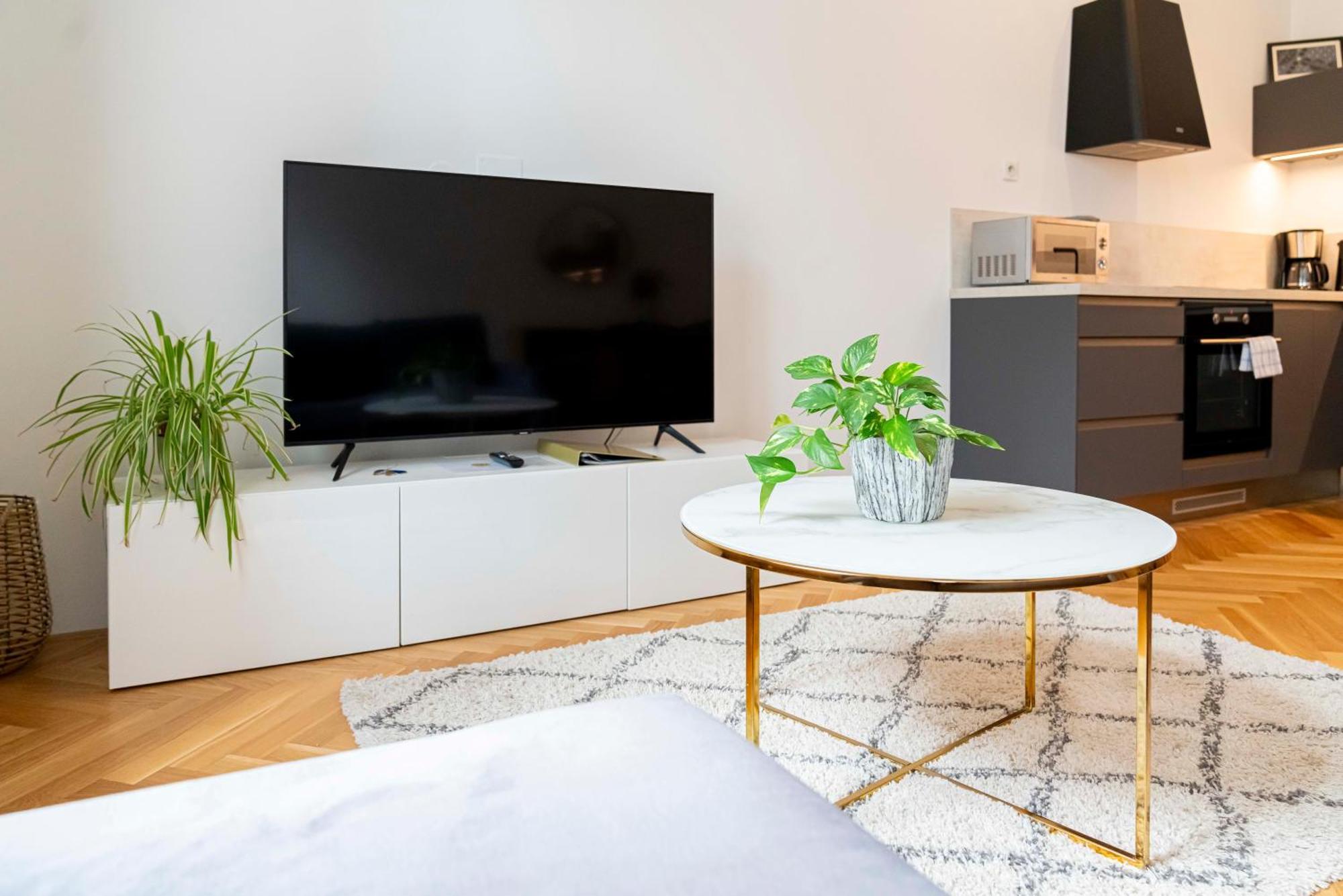 Apartmany Marienhof 즈노이모 외부 사진