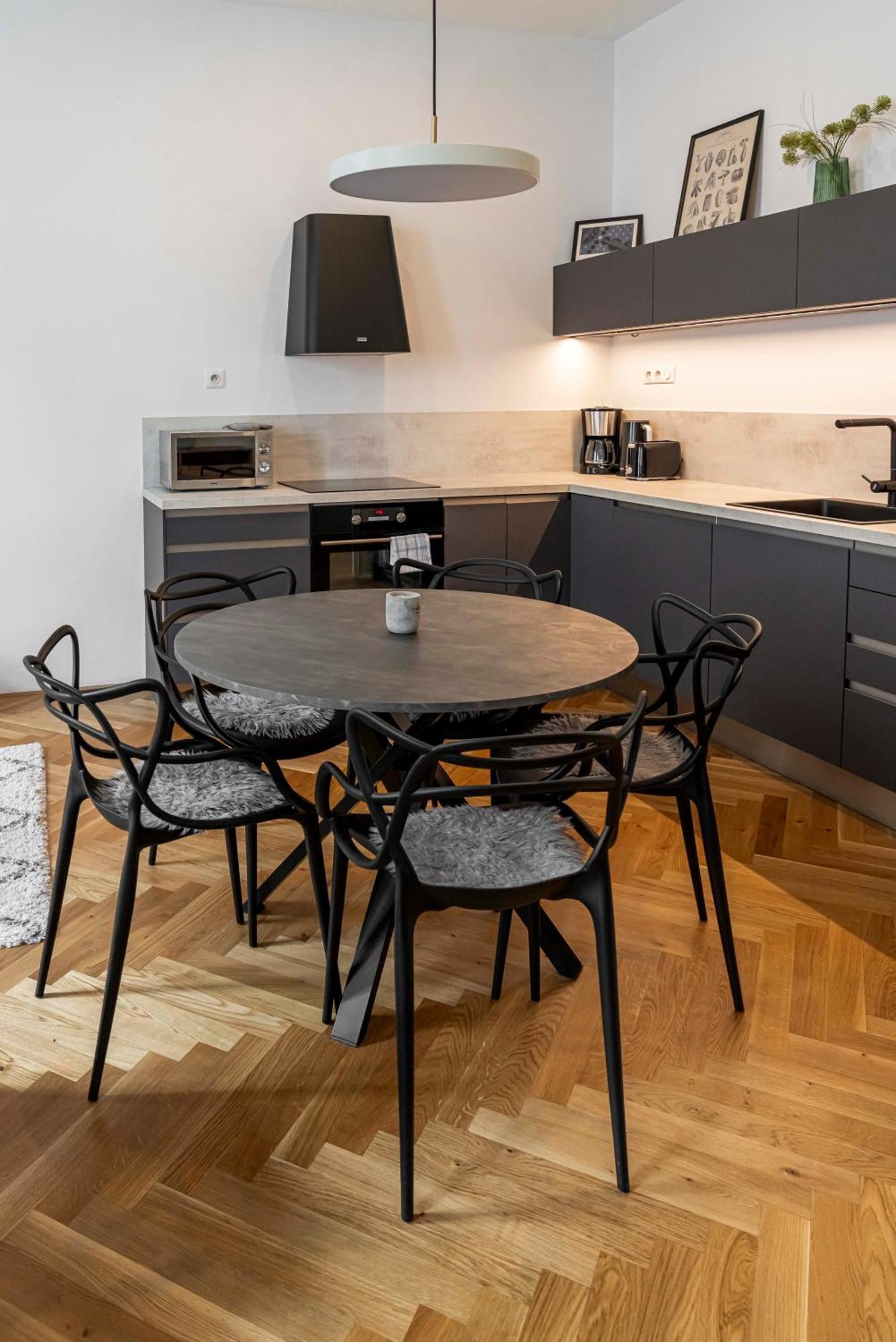Apartmany Marienhof 즈노이모 외부 사진